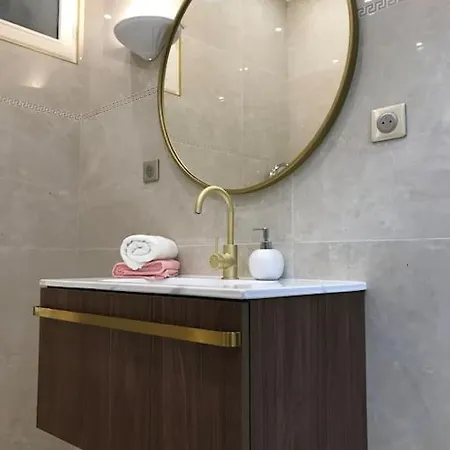 Piscine,sauna 10mn De Paris فيلة *