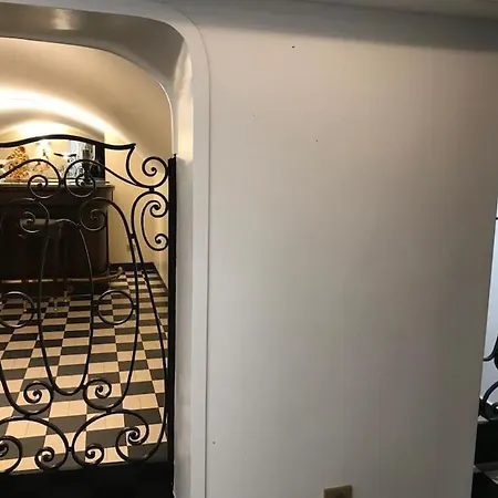 Piscine,sauna 10mn De Paris فيلة *